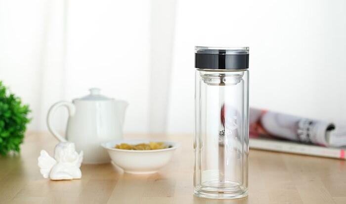 水晶玻璃杯定制成多樣化深受企業(yè)青睞定制禮品玻璃杯廠家